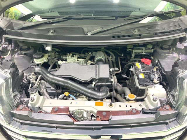 親切・丁寧な専門メカニックスタッフが応対!・車検・点検整備・事故等の修理などアフターサービスも安心。お車のカスタマイズもネクステージのサービススタッフまでご相談ください!