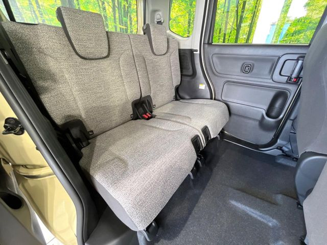 ���i���ȃI���W�i���t���A�}�b�g���I�v�V�����ɂĂ��p�ӂ��Ă���܂��B���D���ȃf�U�C����J���[�����Ԃɍ��킹�đI��ł����������Ƃ��ł��܂���