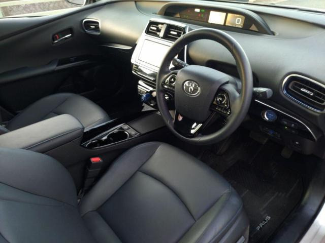 プリウス1.8 A ツーリングセレクション