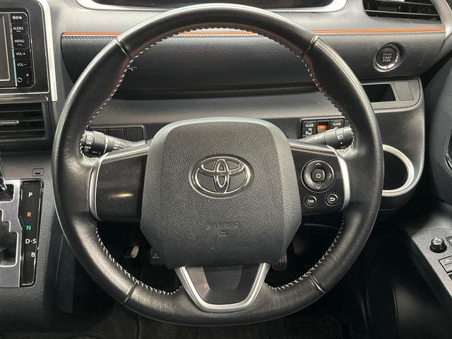 �y�����v�����X�e�A�����O�z�㎿�Ȋv���g�p���邱�ƂŁA��ɂ����������݂ƂĂ��^�]���₷���n���h���ł���