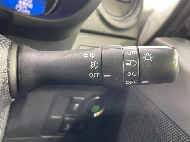 �y�I�[�g���C�g�z����̖��邳�ɉ����Ď����Ńw�b�h���C�g�̓_���E�������ł���@�\�ł�!���C�g�̕t���Y��E�����Y��Ȃǂ������Ȃ�A�J�̓���[���̑��s�����S!�g���l���ʉߎ����֗��ł��ˁ�