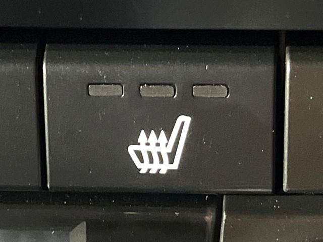 �y�V�[�g�q�[�^�[�z�������ɏd�󂷂�V�[�g�q�[�^�[!�G�A�R����葁�����܂��Ă����̂Ŋ�����̐l�����S�ł��ˁ�G�A�R���̉����͊������邩����A�Ƃ������ɂ����������߂ł��B