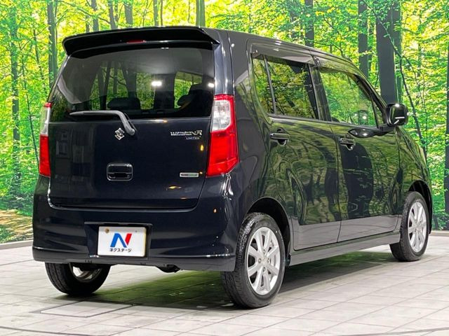 ☆全国のネクステージからお取り寄せが可能※!遠方の店舗に展示してあるクルマが気になる場合も、最寄りの店舗でご覧いただくことが可能です!是非私たちに要望をお聞かせください!※別途費用