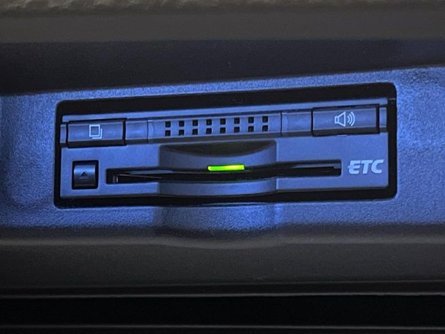 【ETC】高速道路の料金所をストレスなく通過!話題のスポットやサービスエリアに多い「スマートIC」利用時は必須のアイテムです。当店でセットアップを実施、ご納車当日からすぐにご利用いただけます!