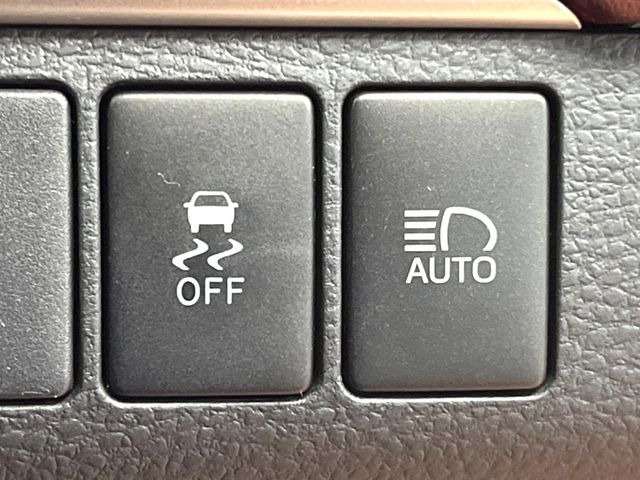 【オートマチックハイビーム】夜間の安全走行に役立つ便利な機能!先行車や対向車を検知し、ハイビームとロービームを自動で切り替えてくれます♪