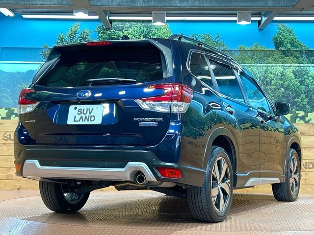 ☆全国のネクステージからお取り寄せが可能※!遠方の店舗に展示してあるクルマが気になる場合も、最寄りの店舗でご覧いただくことが可能です!是非私たちに要望をお聞かせください!※別途費用