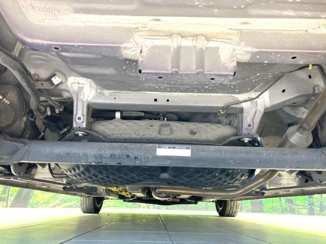 下回りがきれいなうちに、防錆加工の施工がオススメ。降雪地域はもちろん、沿岸部にお住いの方や、趣味でマリン・ウィンタースポーツをされる方にご好評いただいております。