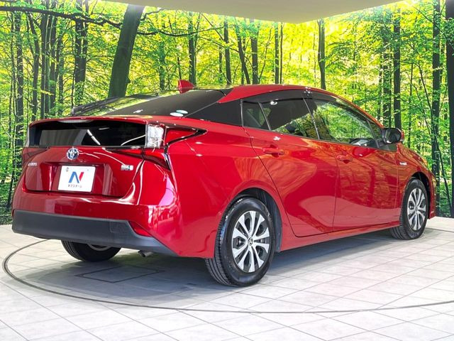 ☆全国のネクステージからお取り寄せが可能※!遠方の店舗に展示してあるクルマが気になる場合も、最寄りの店舗でご覧いただくことが可能です!是非私たちに要望をお聞かせください!※別途費用