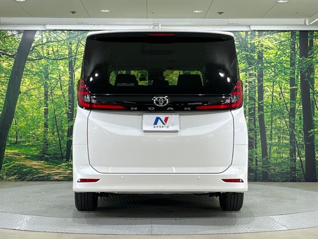 安心の最長10年・走行無制限保証(有償)をご用意。保証内容も充実はもちろん、無料点検&オイル交換や、年中無休の全国・24時間ロードサービスも付帯されておりますのでご安心下さい。