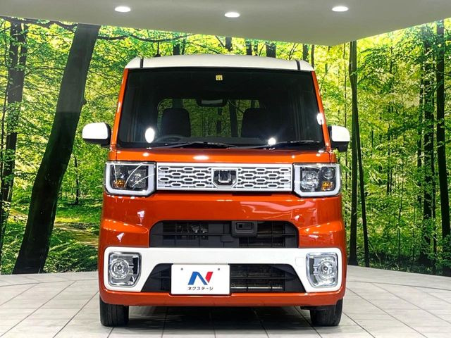 弊社では、全車『修復歴なし』のお車のみ取り扱っております。専任バイヤーによる厳選した仕入れの後、入庫後の車両チェックを行い、ネクステージが認定した高品質な中古車をご提供しております。