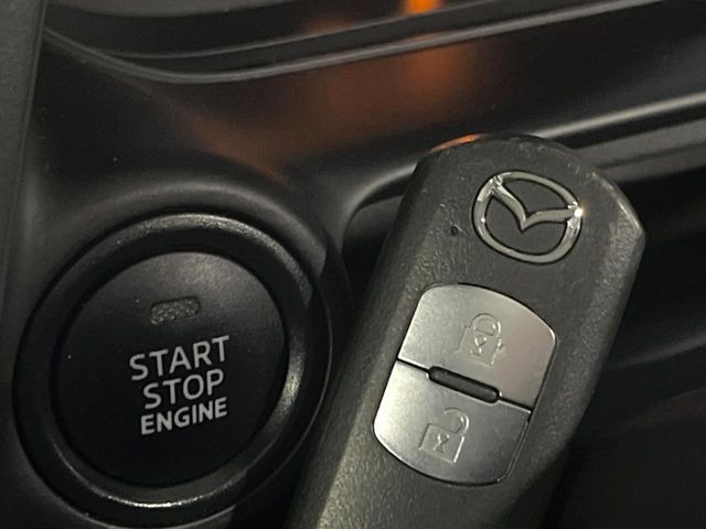 �y�A�h�o���X�g�L�[�z�J�o����|�P�b�g�ɓ��ꂽ�܂܂ł��h�A�̎{���E�������\�ȃX�}�[�g�L�[�𑕔��B�G���W���̃I���E�I�t�����J�M�����o���K�v����������Ƃ��Ă��֗��ł���