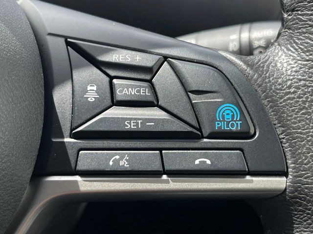 �y�v���p�C���b�g�z�������H�ł̒��������s���y��!!�a�؎��Ə��񑖍s�̃V�[���ŁA�A�N�Z���E�u���[�L�E�X�e�A�����O�������Ő��䂵�A�������^�]�̕��S���y�����Ă���܂���