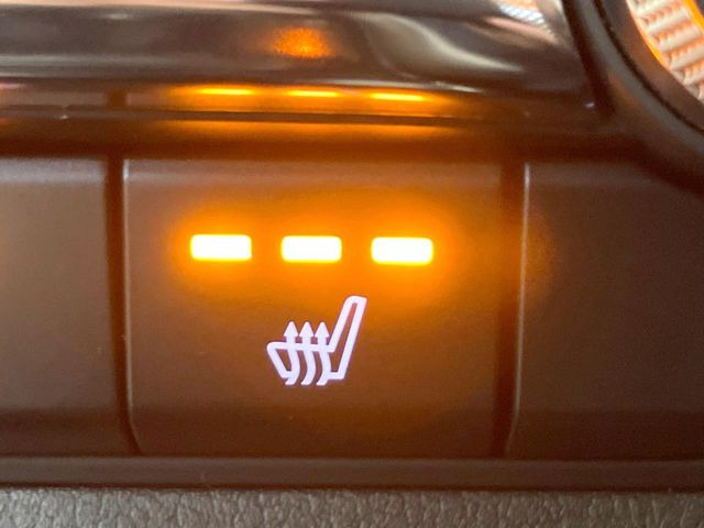 �y�V�[�g�q�[�^�[�z�������ɏd�󂷂�V�[�g�q�[�^�[!�G�A�R����葁�����܂��Ă����̂Ŋ�����̐l�����S�ł��ˁ�G�A�R���̉����͊������邩����A�Ƃ������ɂ����������߂ł��B