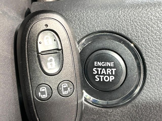 �y�A�h�o���X�g�L�[�z�J�o����|�P�b�g�ɓ��ꂽ�܂܂ł��h�A�̎{���E�������\�ȃX�}�[�g�L�[�𑕔��B�G���W���̃I���E�I�t�����J�M�����o���K�v����������Ƃ��Ă��֗��ł���