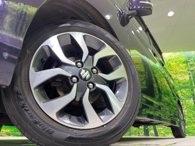 【純正15インチアルミホイール】外観にマッチした純正アルミホイールを装着しております。各種社外アルミホイールや、スタッドレスタイヤも取扱いしております。是非ご相談ください♪