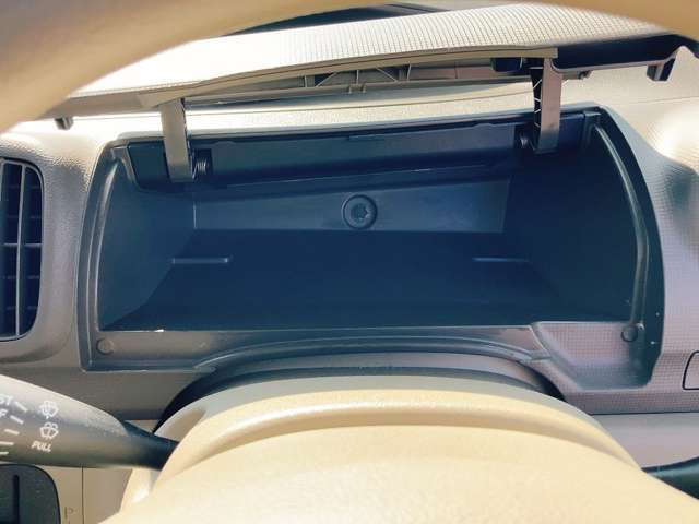 ���Ђ̔̔����邨�Ԃ̉��i�т�39.8���~�𒆐S�Ɏ�葵���Ă���܂��B