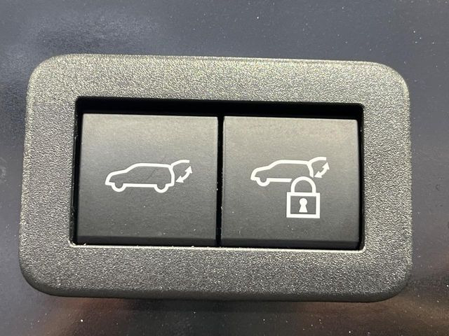 �y�p���[�o�b�N�h�A�z�X�}�[�g�L�[��^�]�Ȃ̃{�^�������������Ń��A�Q�[�g�������ŊJ���܂�!�ו��������Ă��鎞��A�����ʒu�ɂ���o�b�N�h�A��߂�ۂɕ֗��ȋ@�\�ł���