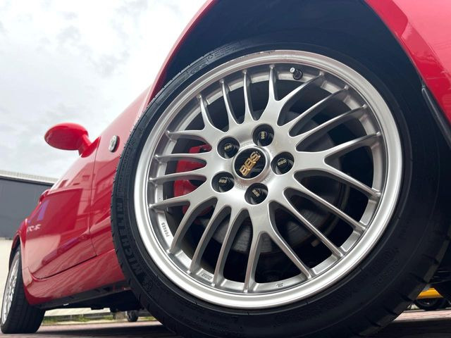 【BBS製17インチアルミホイール】大人気メーカーのホイールを装備♪軽量・高硬度のアルミホイールは、ハンドリング・加速など、走りの質を向上してくれます♪