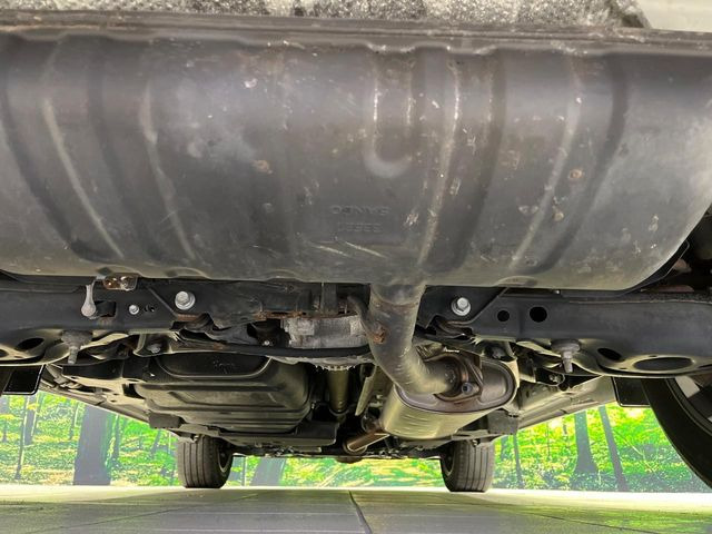 下回りがきれいなうちに、防錆加工の施工がオススメ。降雪地域はもちろん、沿岸部にお住いの方や、趣味でマリン・ウィンタースポーツをされる方にご好評いただいております。