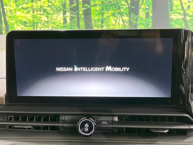 �y���[�J�[�����i�r�z�C���e���A�ɗn�����ރX�^�C���b�V���ȁu��p�݌v�v���[�J�[�i�r�𑕔��􎋔F���⑀�쐫�ȂǊ�{���\�ɂ��D��A���㎿�ȃJ�[���C�t�����y���݂��������܂��B