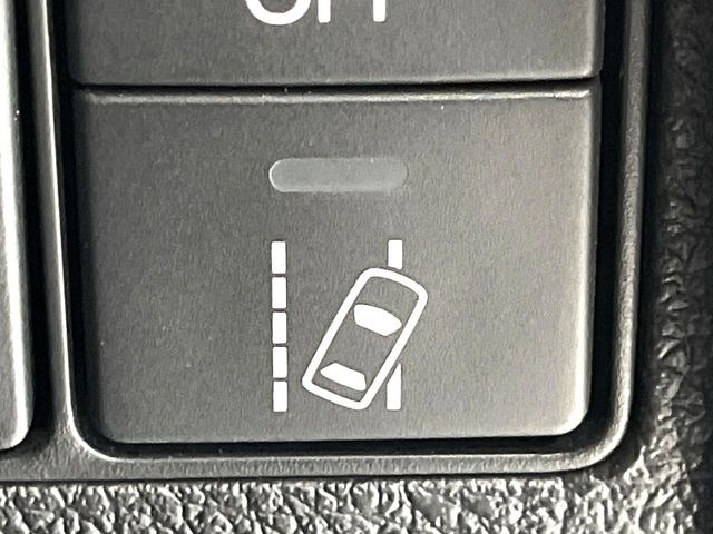 �y�Ԑ��ێ��x���V�X�e���z�������H���s���A�Ԑ�����͂ݏo�������Ȏ��ɃX�e�A�����O�𐧌�B�����S�E���S�ȉ^�]���T�|�[�g���Ă���܂�!