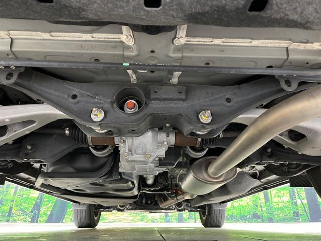 下回りがきれいなうちに、防錆加工の施工がオススメ。降雪地域はもちろん、沿岸部にお住いの方や、趣味でマリン・ウィンタースポーツをされる方にご好評いただいております。