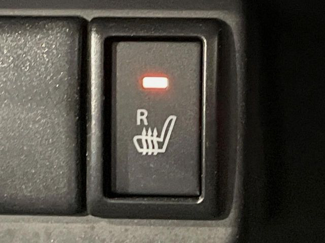 �y�V�[�g�q�[�^�[�z�������ɏd�󂷂�V�[�g�q�[�^�[!�G�A�R����葁�����܂��Ă����̂Ŋ�����̐l�����S�ł��ˁ�G�A�R���̉����͊������邩����A�Ƃ������ɂ����������߂ł��B