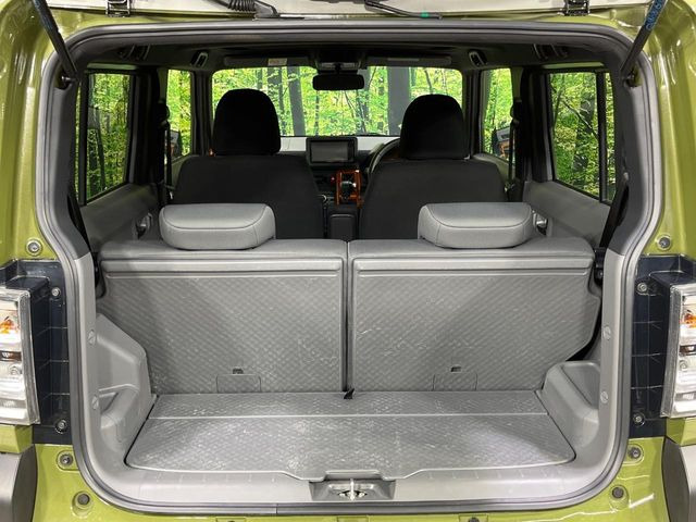 ���i�̂���������ʋ΁A���}���ɏ\���ȉ׎��X�y�[�X���m�ۂ��Ă���܂��B�Z�J���h�V�[�g��|���ƁA�傫�ȉו��̐ύڂ��\�ł���