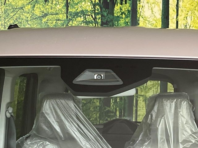 【スズキ セーフティサポート】走行中に前方の車両等を認識し、衝突しそうな時は警報とブレーキで衝突回避と被害軽減をアシスト。より安全にドライブをお楽しみいただけます。