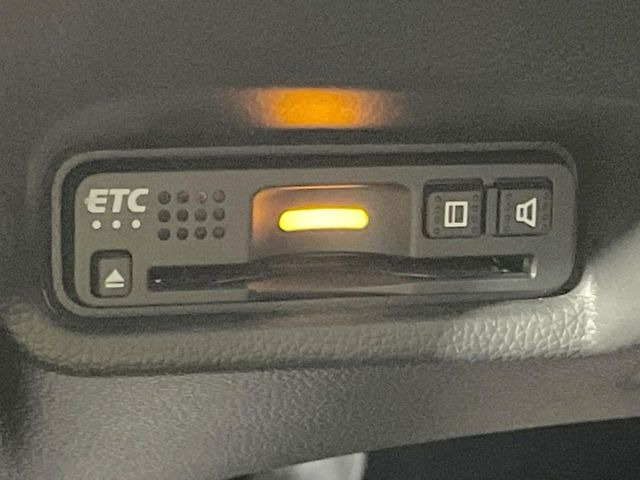 【ETC】高速道路の料金所をストレスなく通過!話題のスポットやサービスエリアに多い「スマートIC」利用時は必須のアイテムです。当店でセットアップを実施、ご納車当日からすぐにご利用いただけます!