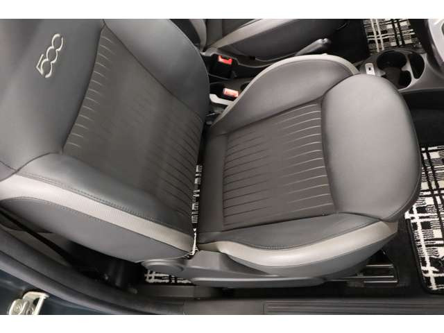 ご商談の兼ね合いにてお車がショールームにない場合がございますので、ご来店の際はご来店予約を頂けますと幸いでございます。皆様のご来店を心よりお待ちしております。