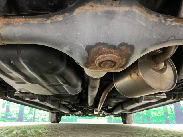 下回りがきれいなうちに、防錆加工の施工がオススメ。降雪地域はもちろん、沿岸部にお住いの方や、趣味でマリン・ウィンタースポーツをされる方に大変好評いただいております。