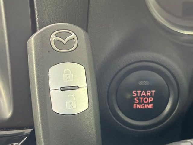 �y�A�h�o���X�g�L�[�z�J�o����|�P�b�g�ɓ��ꂽ�܂܂ł��h�A�̎{���E�������\�ȃX�}�[�g�L�[�𑕔��B�G���W���̃I���E�I�t�����J�M�����o���K�v����������Ƃ��Ă��֗��ł���