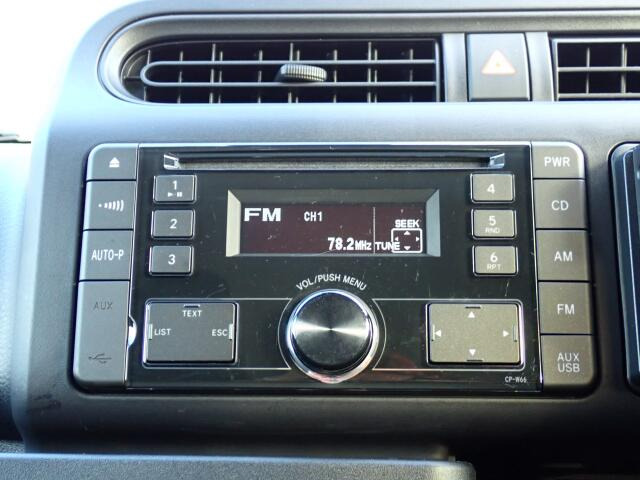 CD�I�[�f�B�I�E���W�I���t���Ă܂��B