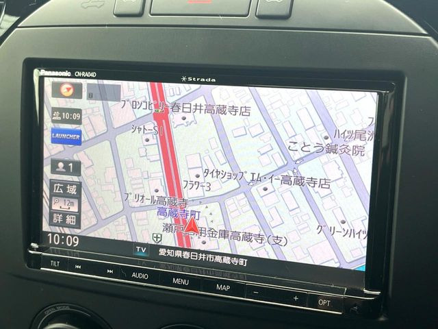 【ナビゲーション】使いやすいナビで目的地までしっかり案内してくれます。各種オーディオ再生機能も充実しており、お車の運転がさらに楽しくなります!!