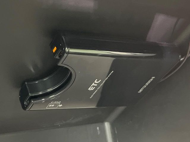 【ETC】高速道路の料金所をストレスなく通過!話題のスポットやサービスエリアに多い「スマートIC」利用時は必須のアイテムです。当店でセットアップを実施、ご納車当日からすぐにご利用いただけます!