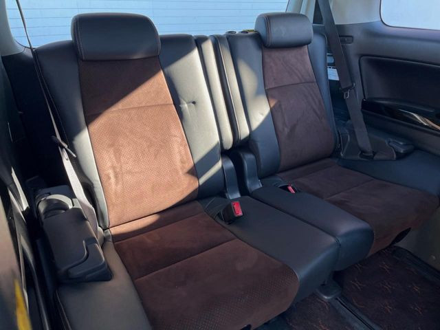 3��ڃV�[�g�͂�������ԗǍD����l�ł��������ƍ����Ē����܂��̂ŁA��l���ł̂��o���������N���N�ł��􂲉Ƒ��ŁA�C�̒m�ꂽ���ԂŁA�h���C�u�ɍs���̂��y���݂ł��ˁ�