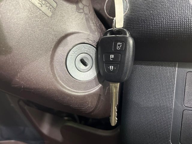 �y�L�[���X�z�������ꂽ�ꏊ����ł��{�^����Ńh�A�̊J���E�{�����ł���̂łƂ��Ă��֗�!�h�A�̌�������ɏ������邱�Ƃ�����܂����