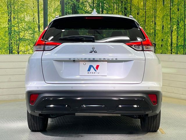 安心の最長10年・走行無制限保証(有償)をご用意。保証内容も充実はもちろん、無料点検&オイル交換や、年中無休の全国・24時間ロードサービスも付帯されておりますのでご安心下さい。