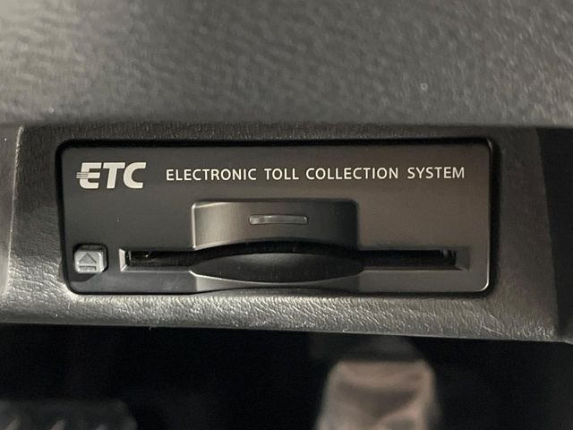 【ETC】高速道路の料金所をストレスなく通過!話題のスポットやサービスエリアに多い「スマートIC」利用時は必須のアイテムです。当店でセットアップを実施、ご納車当日からすぐにご利用いただけます!