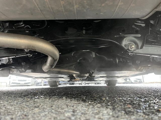 下回りがきれいなうちに、防錆加工の施工がオススメ。降雪地域はもちろん、沿岸部にお住いの方や、趣味でマリン・ウィンタースポーツをされる方にご好評いただいております。