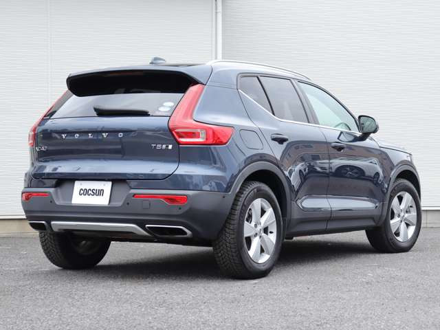 �G���W���I�C���̓t�����X��MOTUL(���`���[��)���g�p���Ă��܂��B�V���{���{�e���f���ɓK������قȂ�S�x�̃I�C�������p�ӂ��Ă��܂��B