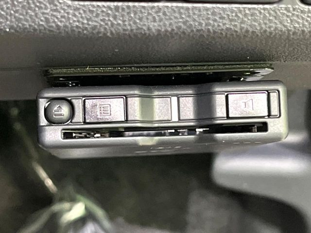 【ETC】高速道路の料金所をストレスなく通過!話題のスポットやサービスエリアに多い「スマートIC」利用時は必須のアイテムです。当店でセットアップを実施、ご納車当日からすぐにご利用いただけます!