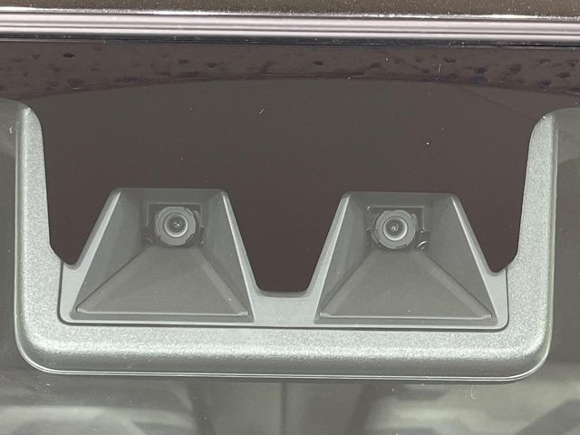 �y�X�}�[�g�A�V�X�g�z���s���ɑO���̎ԗ�����F�����A�Փ˂������Ȏ��͌x��ƃu���[�L�ŏՓˉ���Ɣ�Q�y�����A�V�X�g�B�����S�Ƀh���C�u�����y���݂��������܂��B