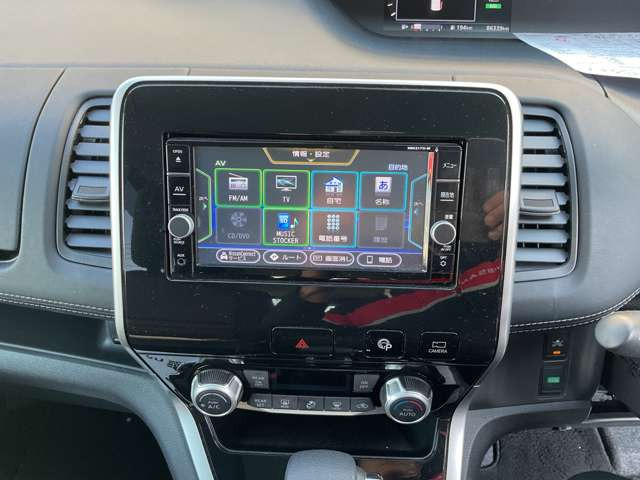 セレナ2.0 ハイウェイスター VセレクションII 4WD