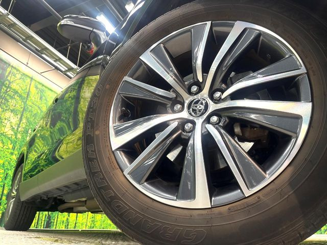 �y�����A���~�z�C�[���z�O�ςɃ}�b�`���������A���~�z�C�[���𑕒����Ă���܂��B�e��ЊO�A���~�z�C�[����A�X�^�b�h���X�^�C�����戵�����Ă���܂��B���񂲑��k����������