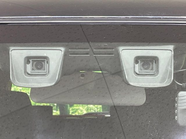 【スズキ セーフティサポート】走行中に前方の車両等を認識し、衝突しそうな時は警報とブレーキで衝突回避と被害軽減をアシスト。より安全にドライブをお楽しみいただけます。