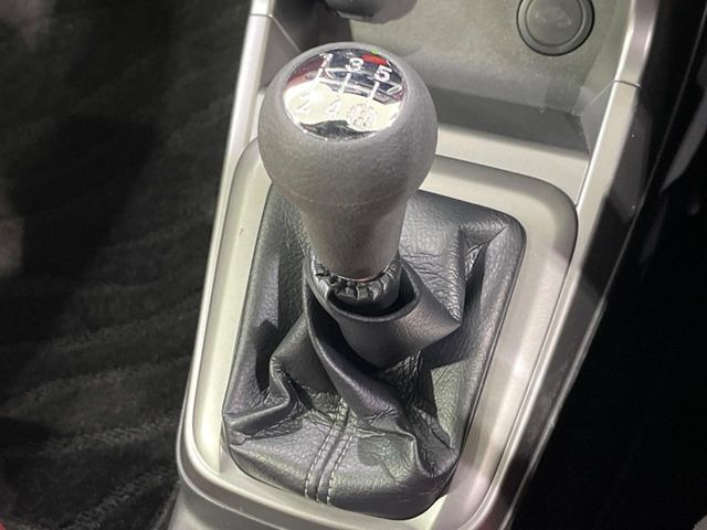 【フロア5速MT】走りの5速MT!!スポーティーな走行をお楽しみいただけます♪