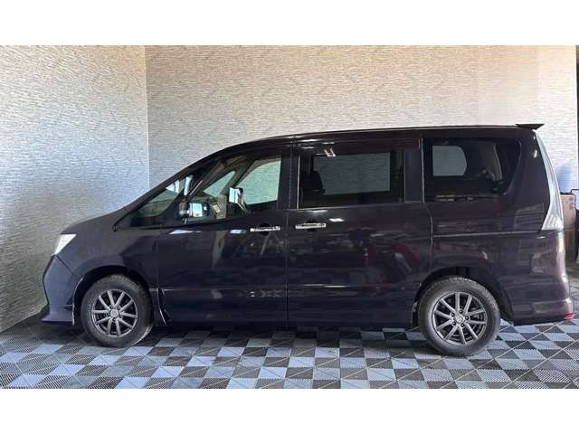 �K���[�W�C�t�B�j�e�B�ɂ͑����A�Ԏ�l�X�ȍ݌ɂ��������܂��B�����Ƃ��C�ɓ���̈��ɏo���͂��ł���