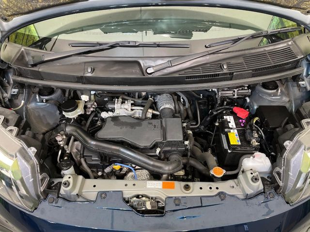 親切・丁寧な専門メカニックスタッフが応対!・車検・点検整備・事故等の修理などアフターサービスも安心。お車のカスタマイズもネクステージのサービススタッフまでご相談ください!